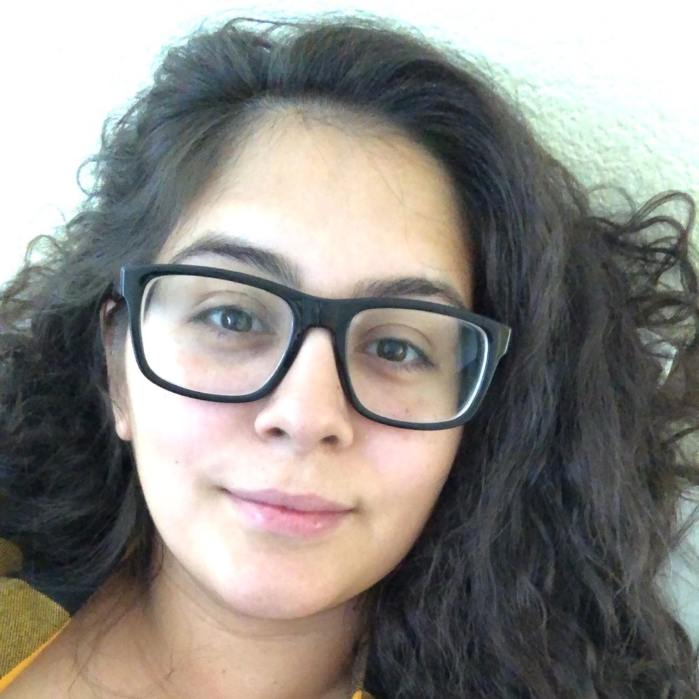 Meet your Posher, Lorena
